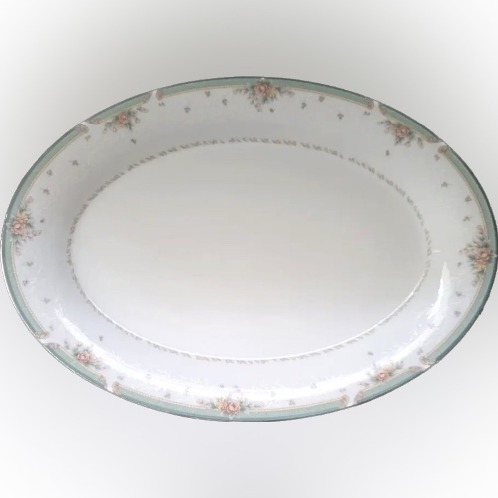 Noritake Greenbrier 14” serving tray